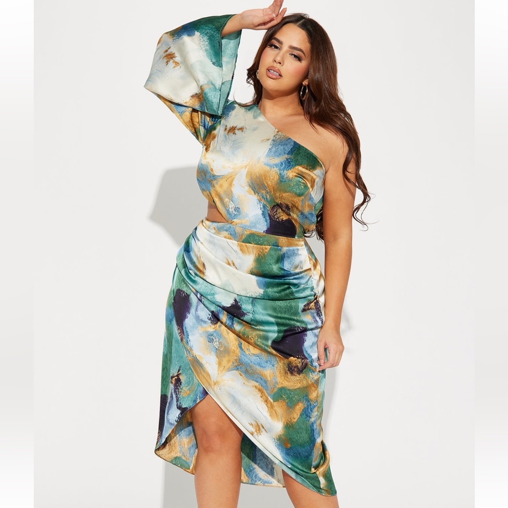Fashion Nova dress